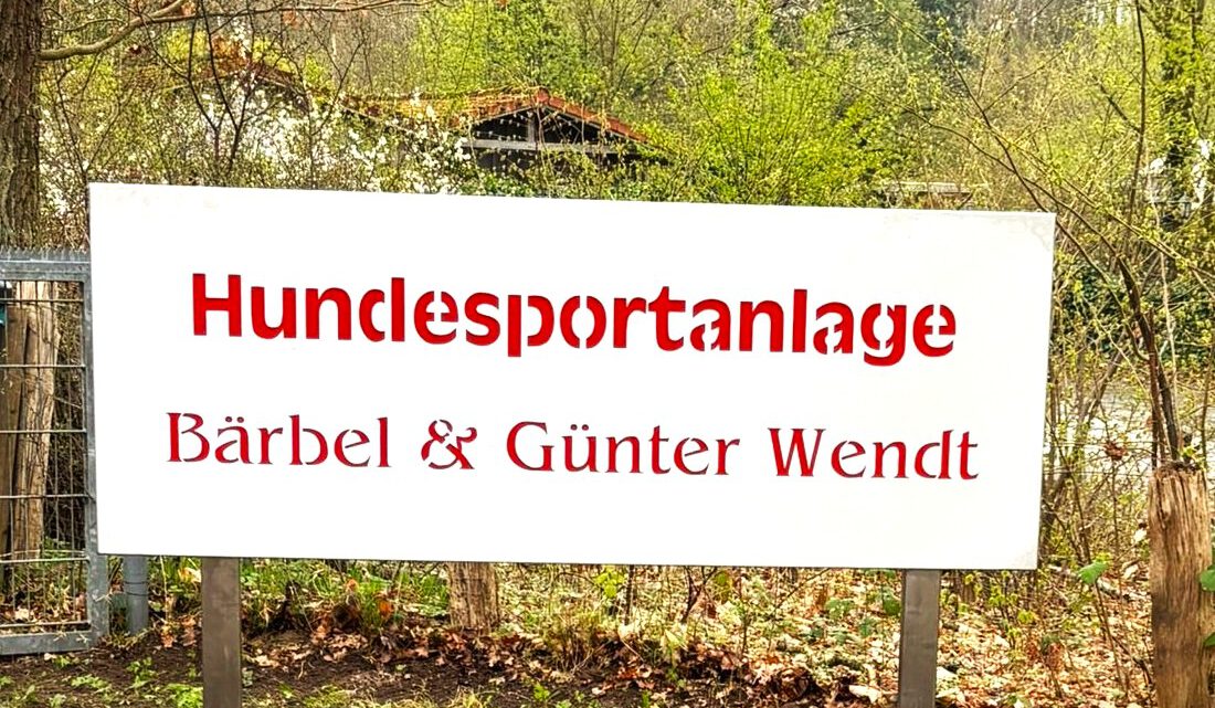 Feierliche Umbenennung unserer Platzanlage